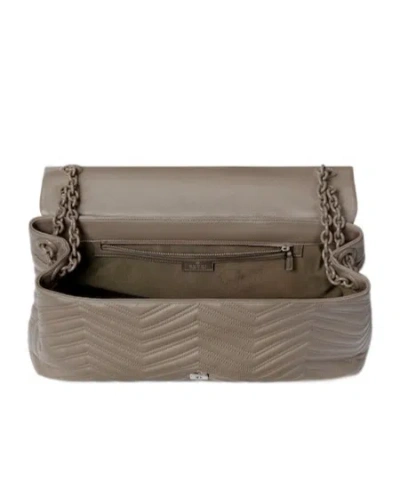 Gucci Maxi Gg Marmont-motif Shoulder Bag In Gray