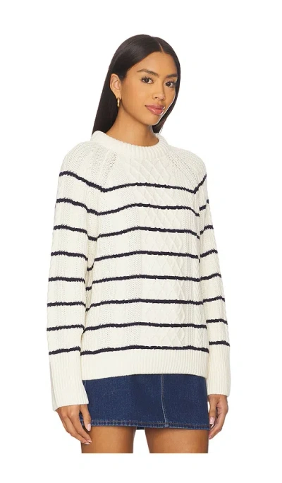 La Ligne È¿�åš¨è¡« Â€“ Å¥¶æ²¹è‰² & Æμ·å†›è“�. Å°ºç � L (also Â€“ M, S, Xs). In White