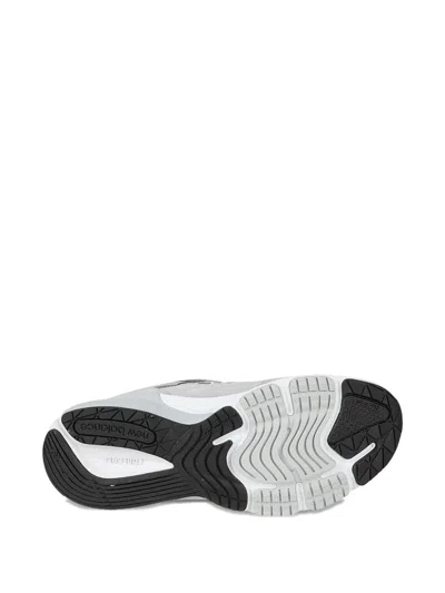 New Balance 990 V6 In Gray