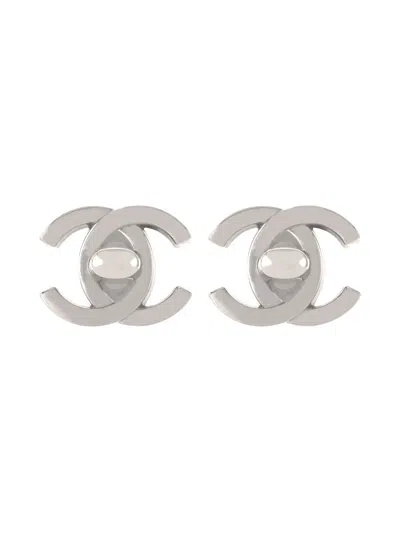 Pre-owned Chanel 1996 Turn Lock Clip-on Earrings In Silver