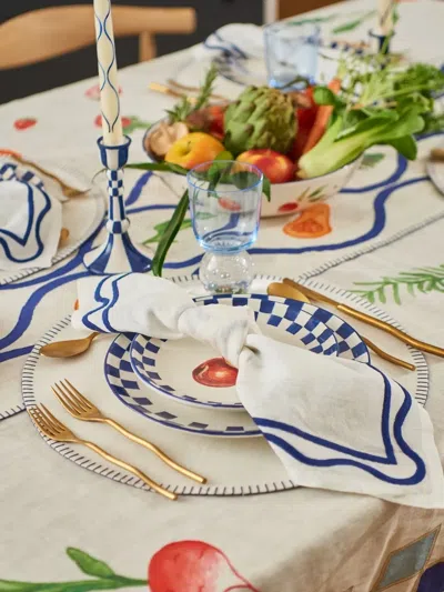 Misette Embroidered Scalloped Napkins (set Of Four) In White