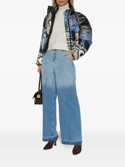 绞花针织高领毛衣