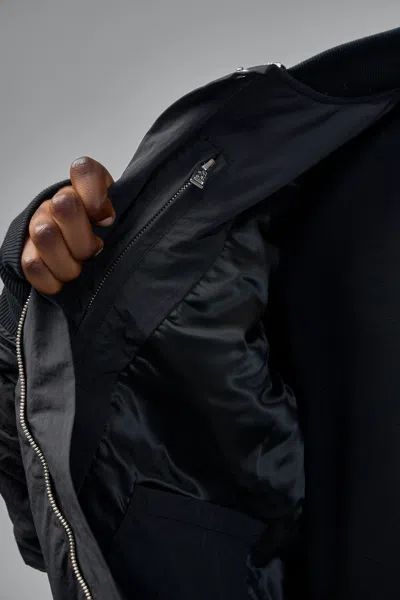 Thom Krom M J 75 In Black