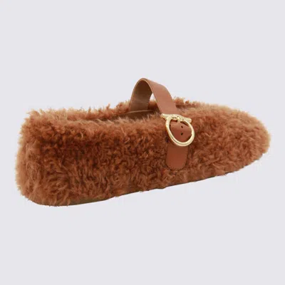 Ferragamo Ballerina Shoes With Buckle And Faux Fur In Black