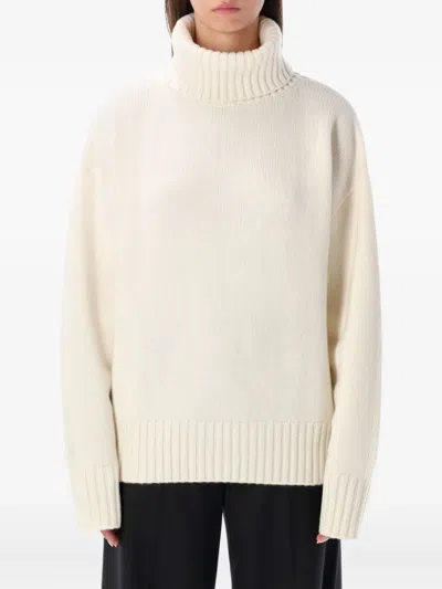 Rhea Heavy Off White Wool Turtleneck Sweater In Neutral