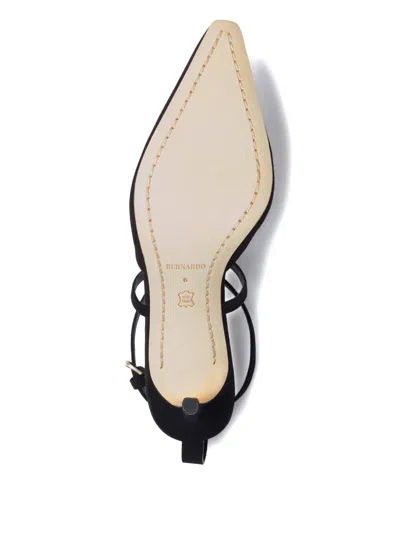 Bernardo 1946 90mm Yazmin Pumps In Black