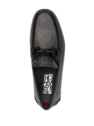 Ferragamo Parigi Leather Driver In Gray