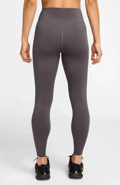 Nike Universa Medium-support High-waisted Pocket 7/8 Leggings In Gray