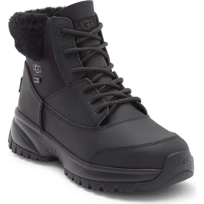 Ugg ® Yose Fluff V2 Boot In Black