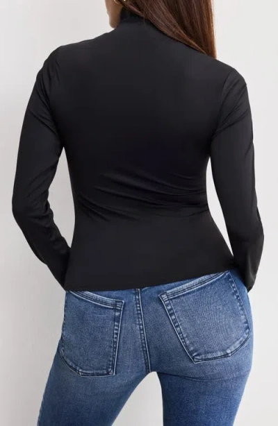 Good American Weightless Scuba Turtleneck Top In Black