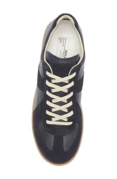 Maison Margiela Casual Low Top Sneakers With Suede Panels In Black