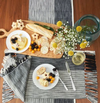 Carol & Frank Kerbey Onyx Table Runner 13" X 72" In Gray