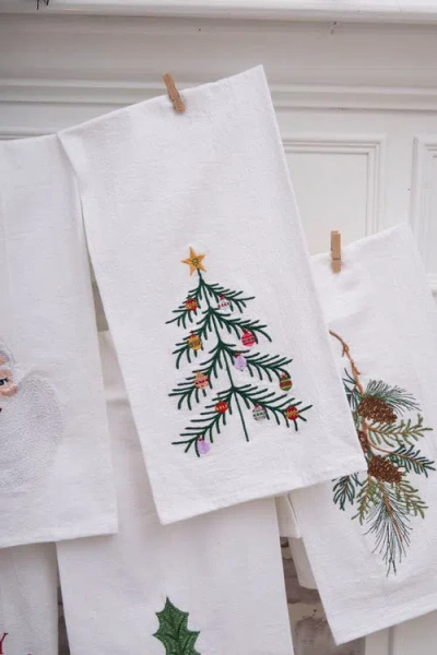 C & F Home C&f Home Vintage Tree Towel In Multi