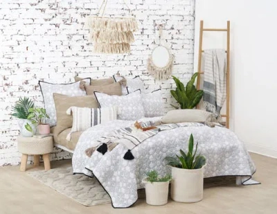 Carol & Frank Barton Dune Onyx Throw Blanket In Gray