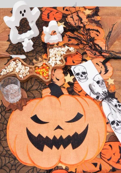 C & F Home C&f Home Jack O' Lantern & Bat Table Runner 14" X 68" In Orange