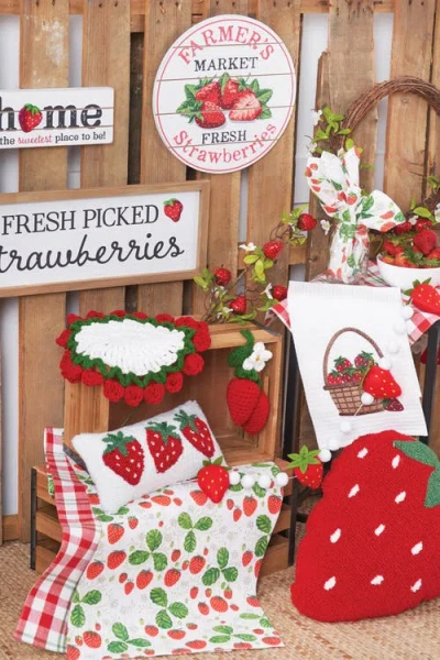 C & F Home C&f Home Strawberry Patch & Plaid Table Runner 14" X 72" In Multi