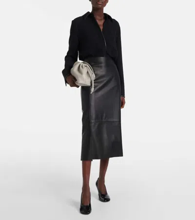 Vince Crepe Button-front Blouse With Faux Leather Trim In Black