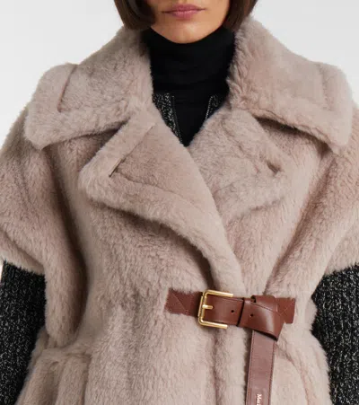 Max Mara Cape In Alpaca And Wool Teddy Fabric In Neutral