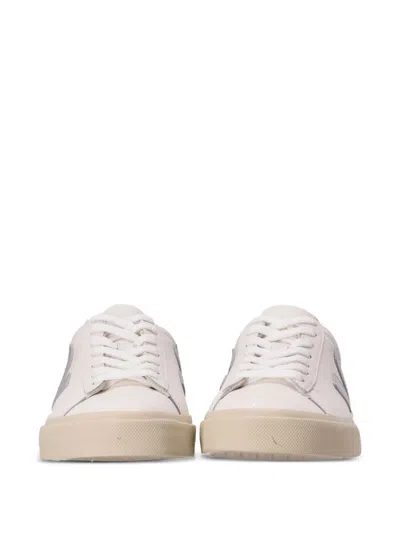 Veja Campo White Low Top Sneakers With Contrasting Heel With Logo Lettering And Logo Patch On The Side In In Multi