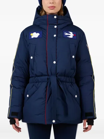 贴花缀饰羽绒夹克