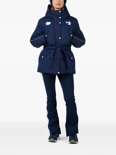 贴花缀饰羽绒夹克