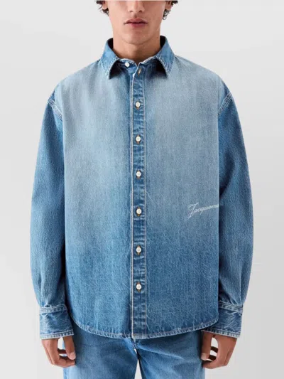 Jacquemus La Chemise De-nimes Simon With Embroidered Logo In Blue