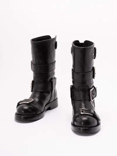 Dolce & Gabbana Leather Boot With Buckles In Black
