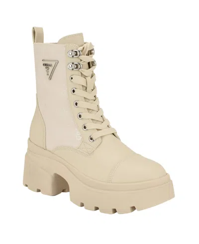 Guess Yarini Lug Sole Boot In Neutral