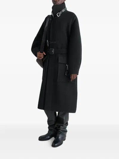 Lemaire Belted Toggle-fastening Coat In Black