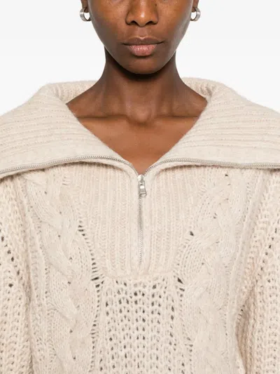 绞花针织拉链领毛衣