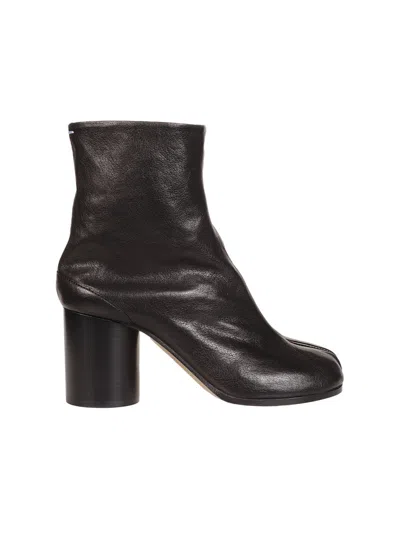Maison Margiela Ankle Boots In Premium Sheepskin Leather With Unique Toe Design And Chunky Heel In Black
