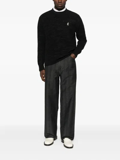 LOGO刺绣圆领毛衣