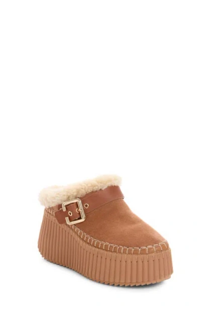 Chloé Nama Buckled Shearling-lined Suede Platform Mules In Neutral