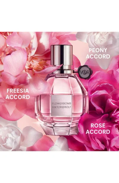 Viktor & Rolf Viktor&rolf Flowerbomb Eau De Parfum Gift Set In Pink