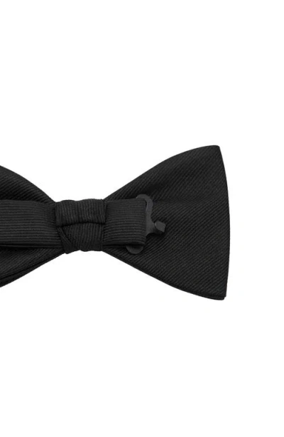 Mango Solid Twill Pre-tied Bow Tie In Black