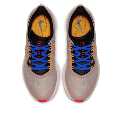 Nike (wmns)  Air Zoom Pegasus 36 Trail 'pumice' In Neutral
