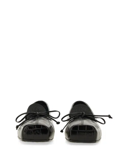 Mm6 Maison Margiela Crocodile-effect Leather Ballerina In Black