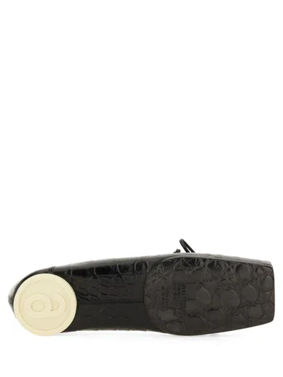 Mm6 Maison Margiela Crocodile-effect Leather Ballerina In Black