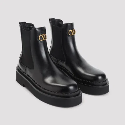 Valentino Garavani Beatle Vlogo Signature T 30 Ankle Boots In Black