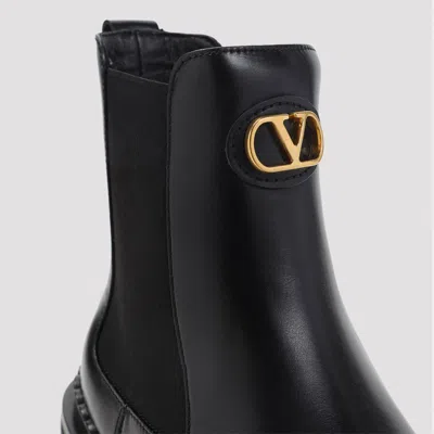 Valentino Garavani Beatle Vlogo Signature T 30 Ankle Boots In Black