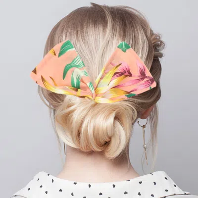 Fashnzfab Leaf Printed Deft Bun Maker Hairband In Pink