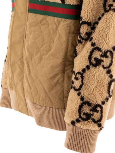 Gucci Jacquard Gg Hooded Quilted Jacket In Brown