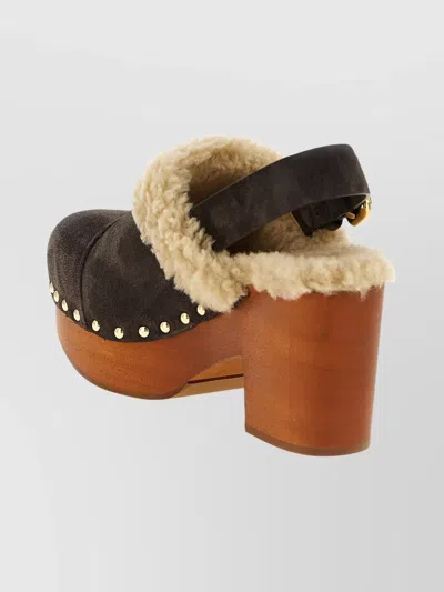 Chloé Jeannette Shearling-trimmed Suede Wedge Clogs In Brown