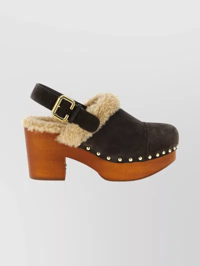 Chloé Jeannette Shearling-trimmed Suede Wedge Clogs In Brown