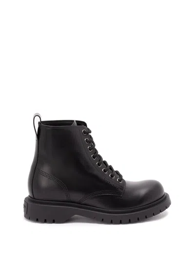 Givenchy Chunky Sole Leather Ankle Boots With Pull Tab In Black