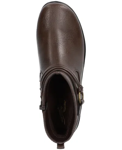 Easy Street Womens Exeter Flat Heel Booties In Brown