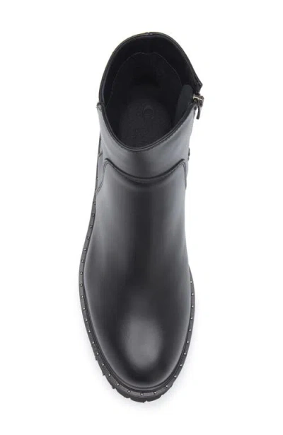 La Canadienne Clarke Lug Sole Boot In Black