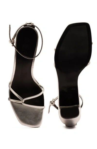 Off The Hook London Holborn Block Heel Sandal In Silver