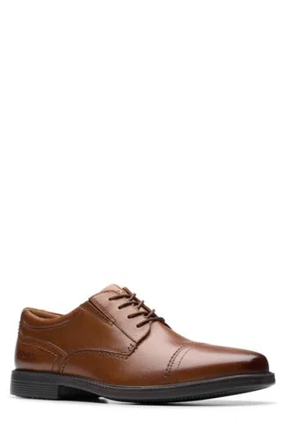 Clarks Wide Width Dresslite Cap Toe Oxford In Brown