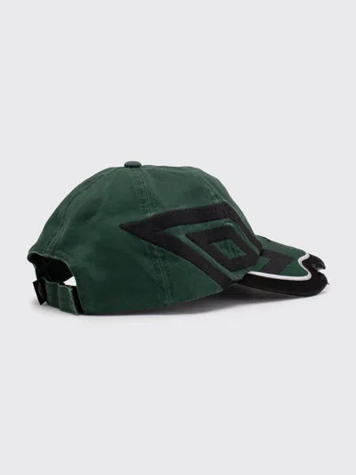 Umbro Logo-embroidered Cap In Green